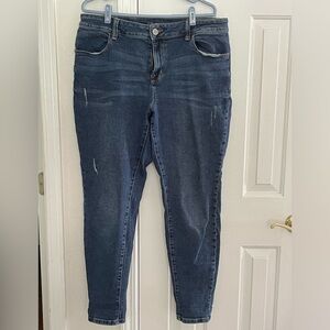MAURICES HIGH-RISE BLUE JEANS. Size 14. Waist 38”, Inseam 29”, Rise 12”.
